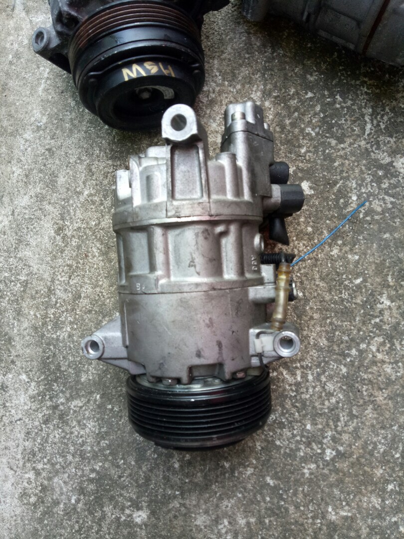 Bmw E87 E90 N46 320i Aircond Compressor Original, Auto Accessories on