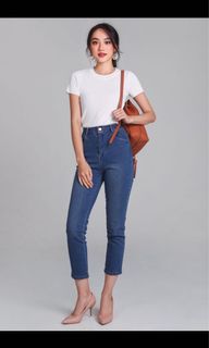 (Category: ) located in . Submitted by chloes_closet (Listing ID 1040649745, Image 1). Description: .