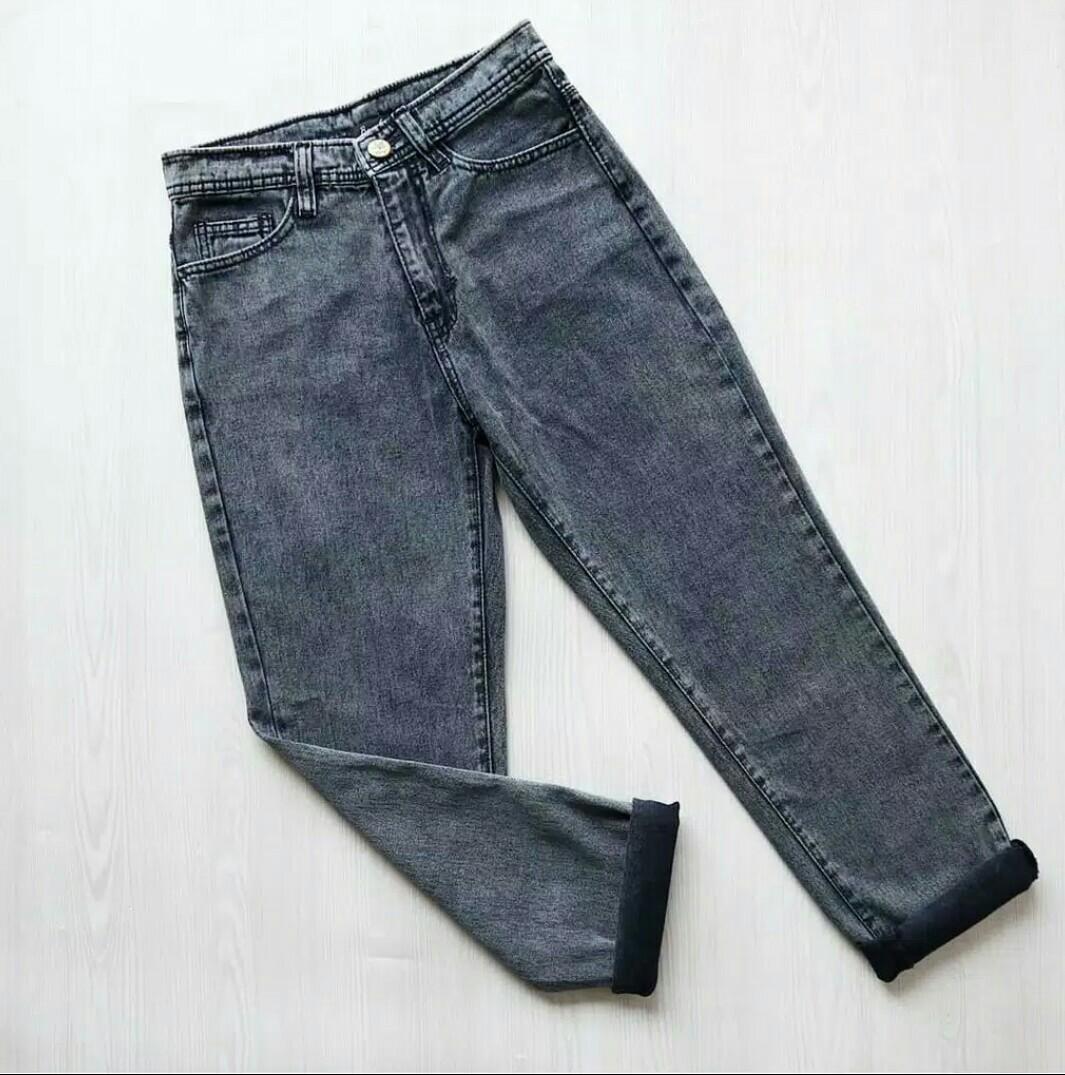Boyfriend jeans hitam, Fesyen Wanita, Pakaian Wanita, Bawahan di Carousell