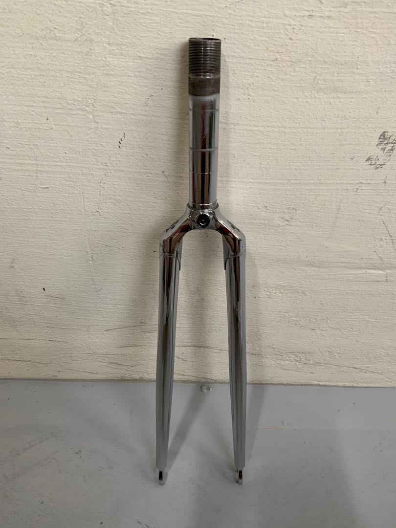 Colnago Precisa fork 1 inch threaded Sports Equipment Bicycles