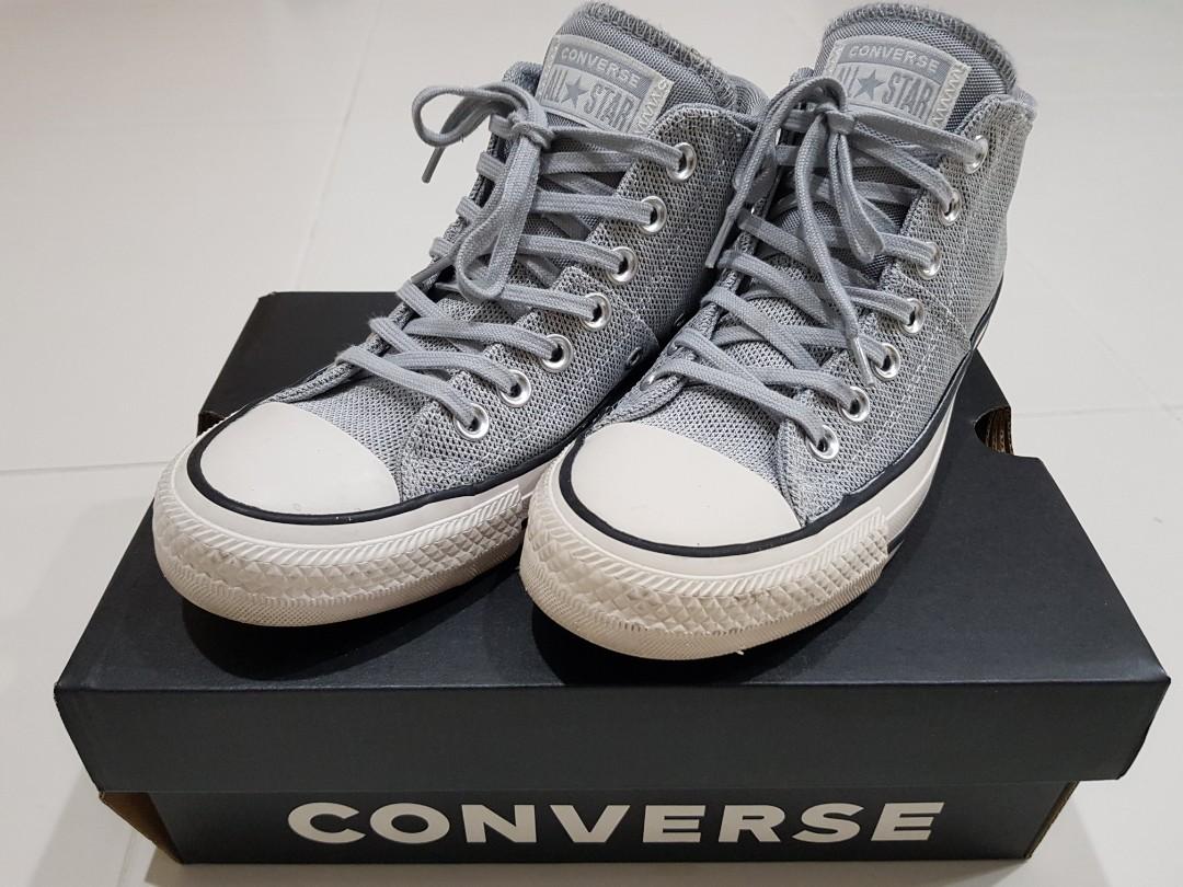 converse mid cut shoes