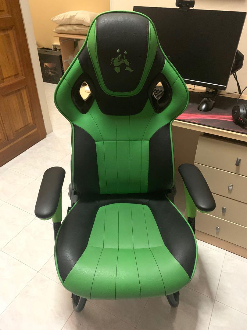 Kerusi gaming online green screen