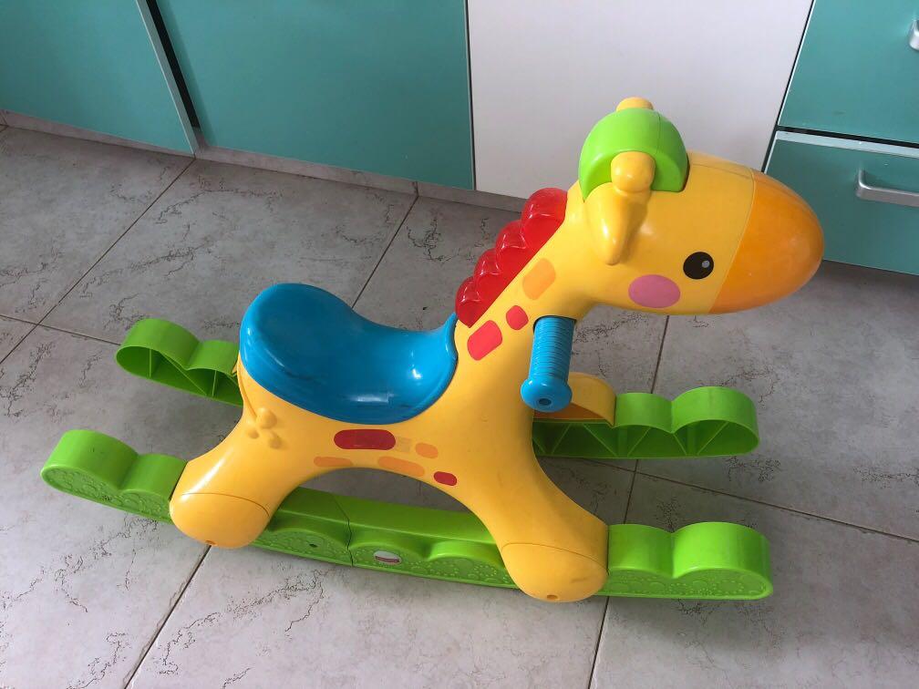 Fisher price shop musical giraffe