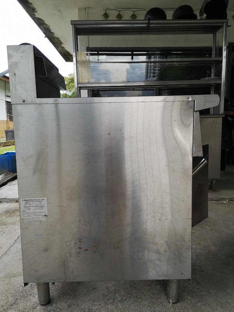 Gas Deep Fryer (BERJAYA), TV & Home Appliances, Kitchen Appliances