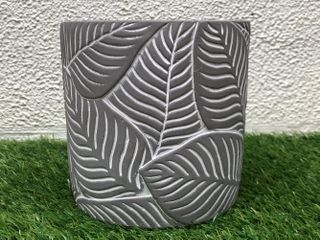 (Category: ) located in . Submitted by miniflowerpots (Listing ID 1040816962, Image 1). Description: .