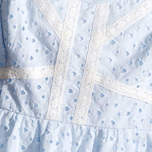 H&M Eyelet Lace Dress - Light Blue, Women's Fashion, Tops, Sleeveless on  Carousell