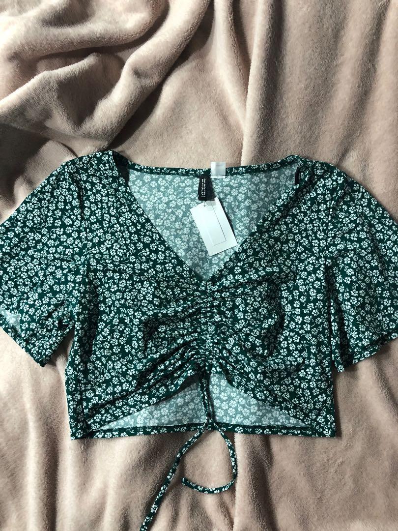 H&m green floral top Outlet