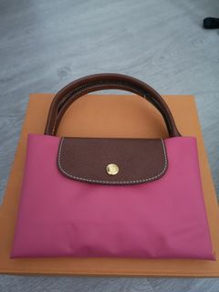 (Category: ) located in . Submitted by shopper2006 (Listing ID 1040692661, Image 1). Description: .