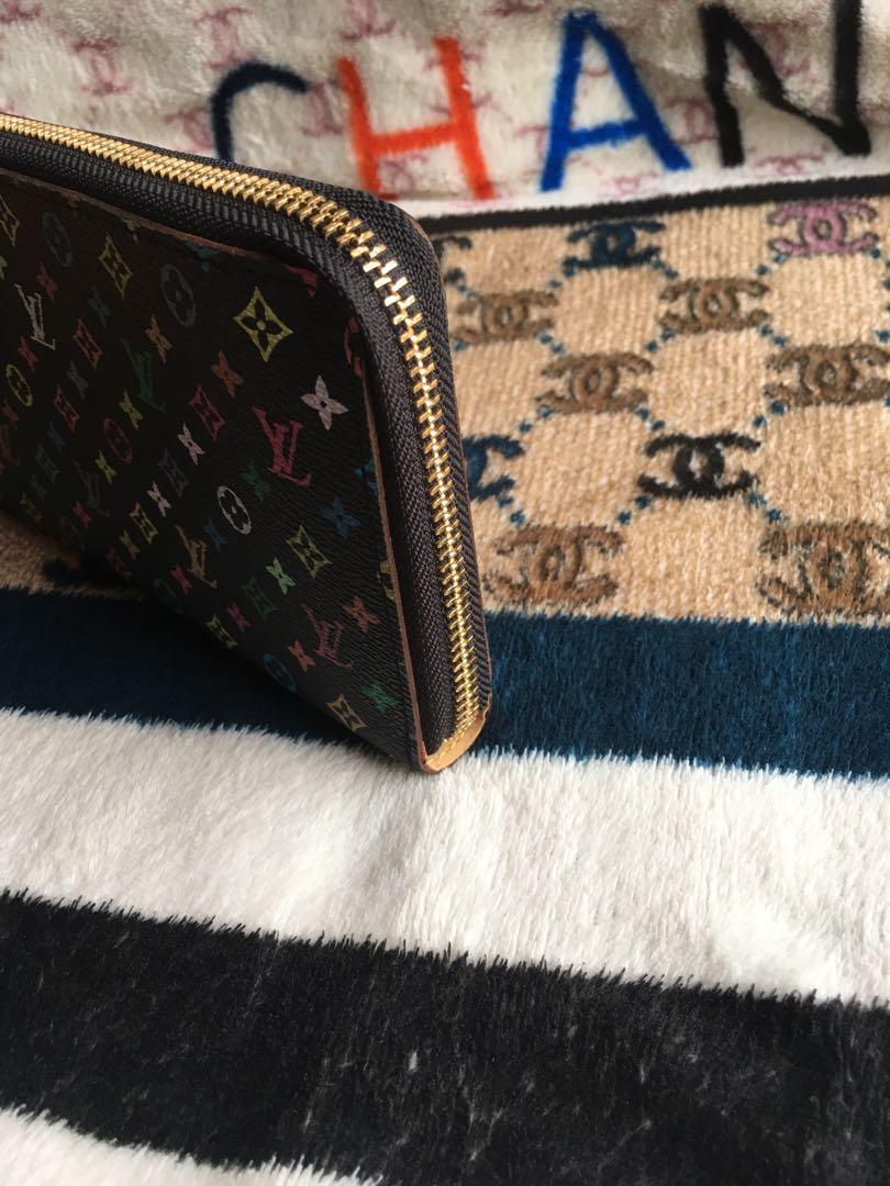 LV Multicolor Long Wallet (Category: Luxury Bags & Wallets) located in Tuguegarao City. Submitted by prelovedbykhelria (Listing ID 1040831135, Image 3). Description: with date code comes with care card, box, dust cover Never been used Excellent condition Very nice in actual *flaw: with cracks on both sides due to long term storage (see pic) Free shipping.