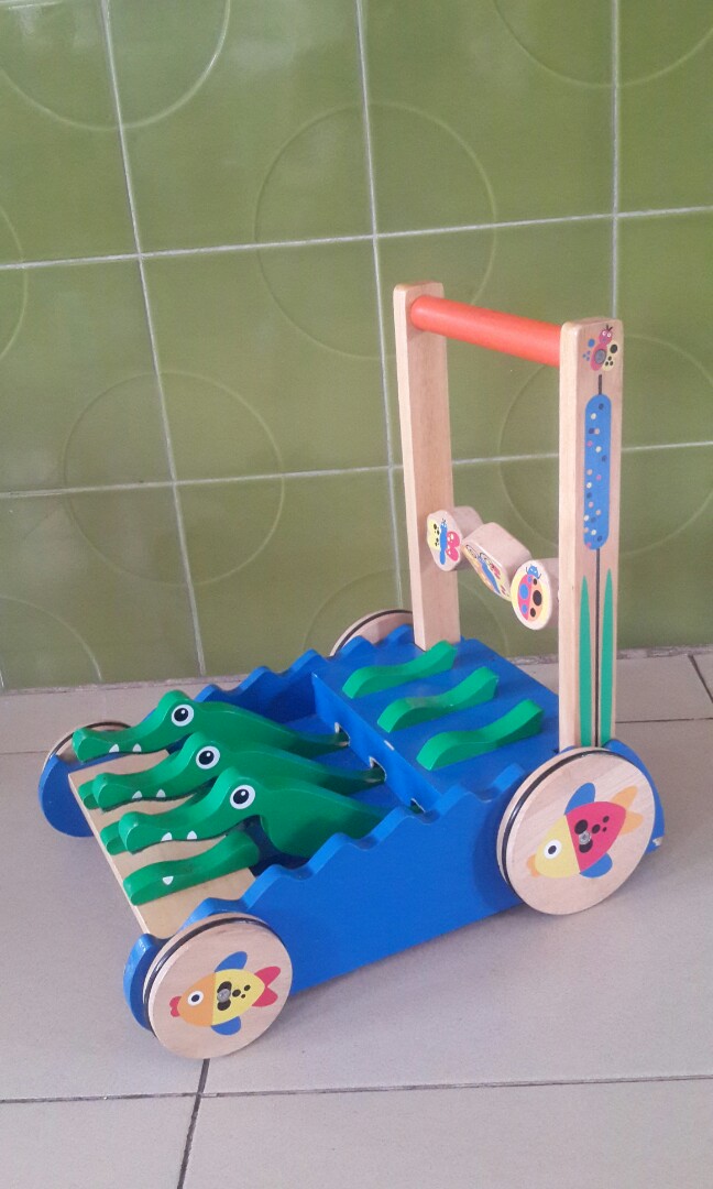 melissa and doug push toy