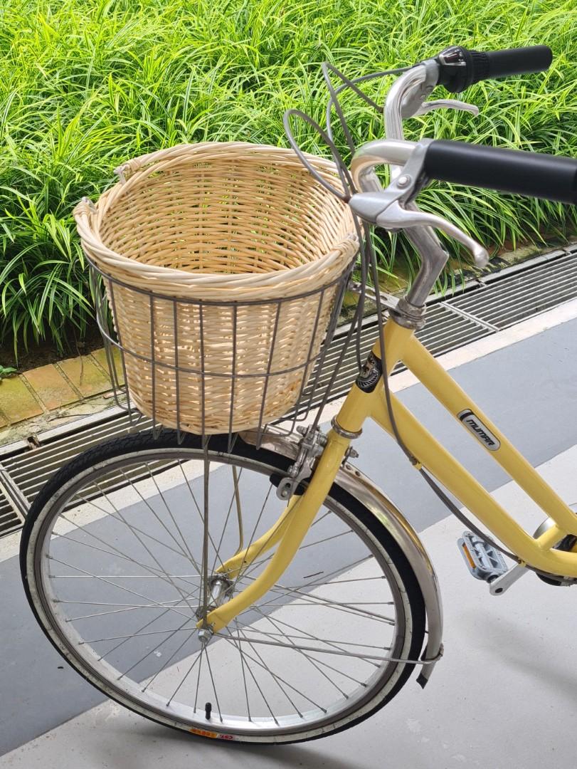 Ladies bike with wicker basket 2025