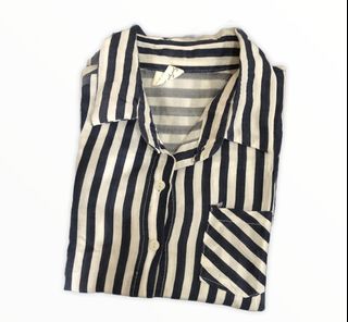 (Kategori: ) berada di . Dikirim oleh getclothes_ (ID iklan 1040753200, Gambar 1). Deskripsi: .