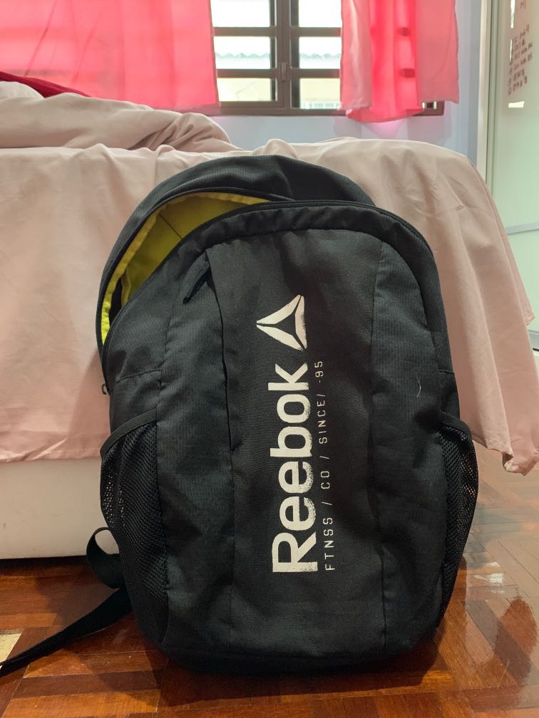 Reebok Backpack with lunch box - Matthews Auctioneers