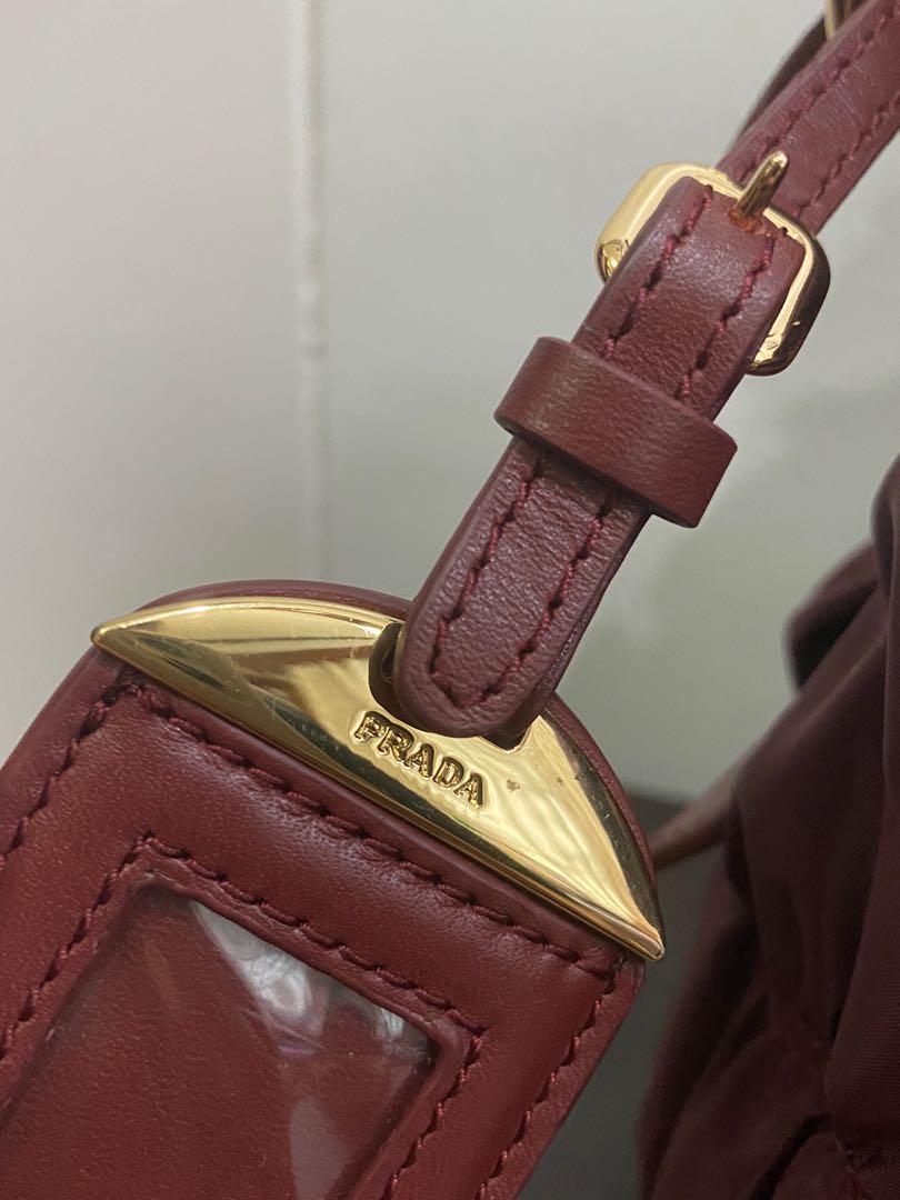 Prada Tessuto Gaufre’ Bag (Category: Luxury Bags & Wallets) located in Iriga City. Submitted by missbeetee (Listing ID 1040736301, Image 3). Description: Authentic Quality Prada Tessuto Gaufre bag in Burgundy (100% Mirror Copy) Barely used, minimal signs of usage Rubs seen on the back part of the top handle Free SF anywhere in the PH ❤️.
