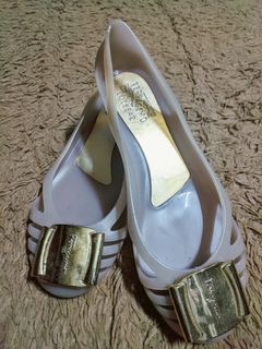 (Category: ) located in . Submitted by aida.abdrahim69 (Listing ID 1040863925, Image 1). Description: .
