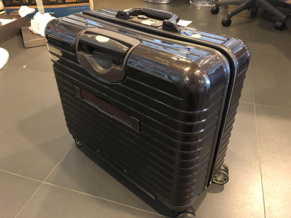 Rimowa laptop Carryon, 興趣及遊戲, 旅行, 旅遊 旅行必需品及用品 Carousell