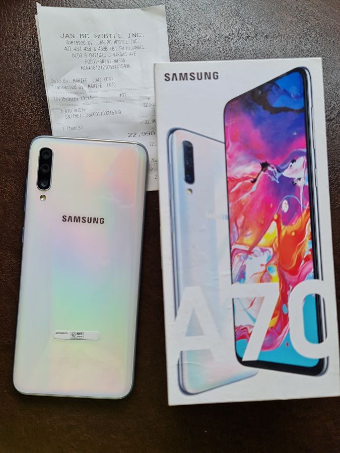 samsung a70 white