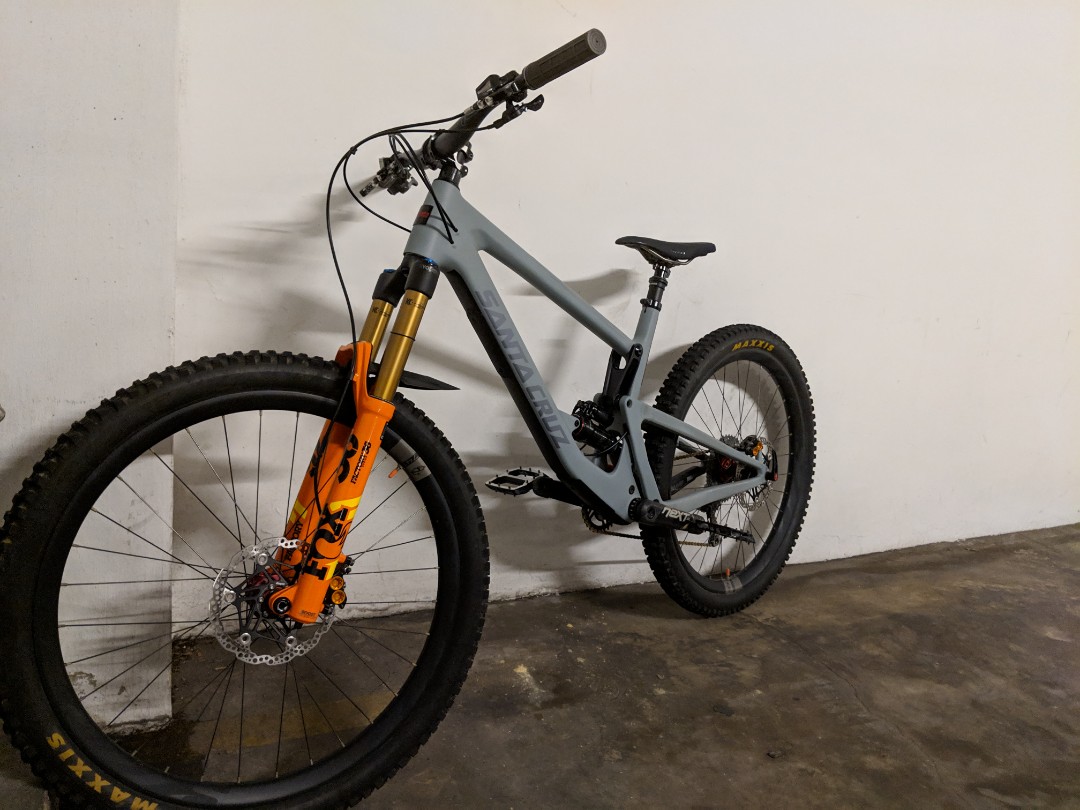 Santa Cruz Bronson V3 CC carbon Large MTB Ibis 741 Industry 9 Fox