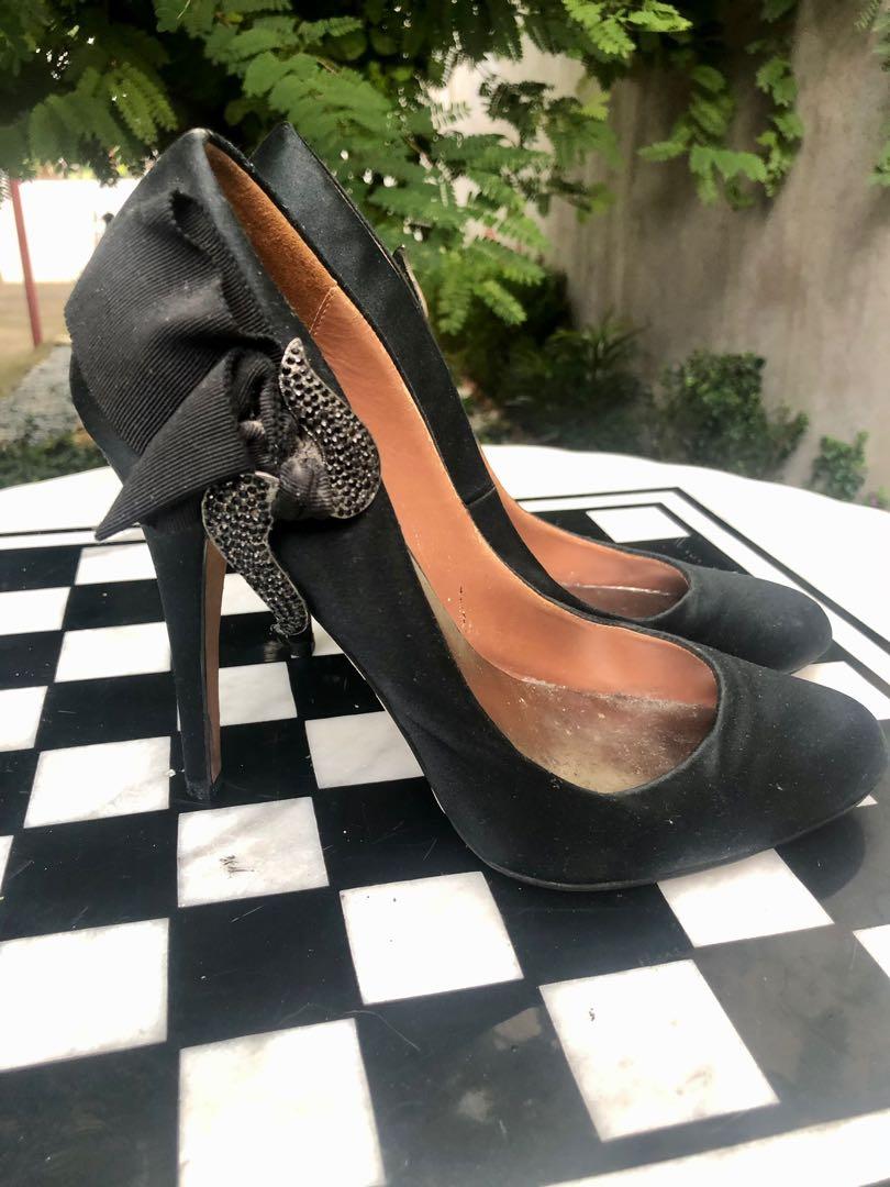 satin black heels