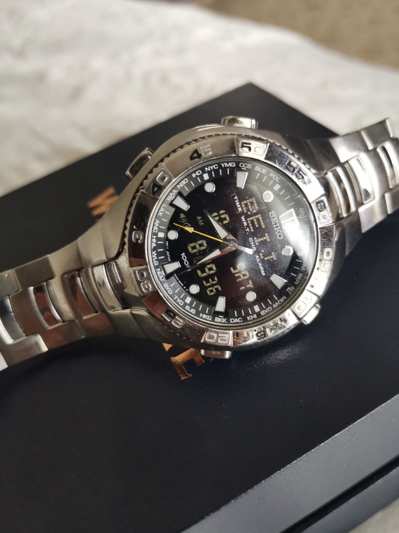 Seiko diver analog digital, Men's Fashion, Watches & Accessories, Watches  on Carousell