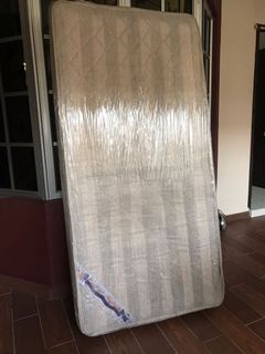(Category: ) located in . Submitted by lhyin29 (Listing ID 1040753315, Image 1). Description: .