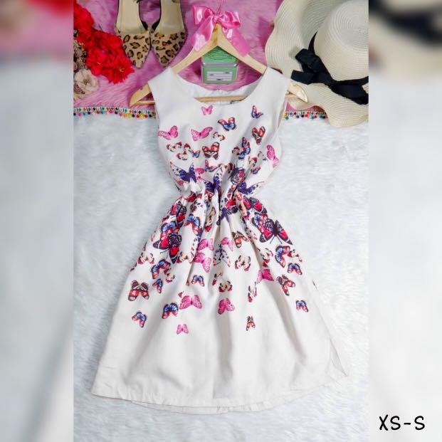Size XS S extra small to small dress 100