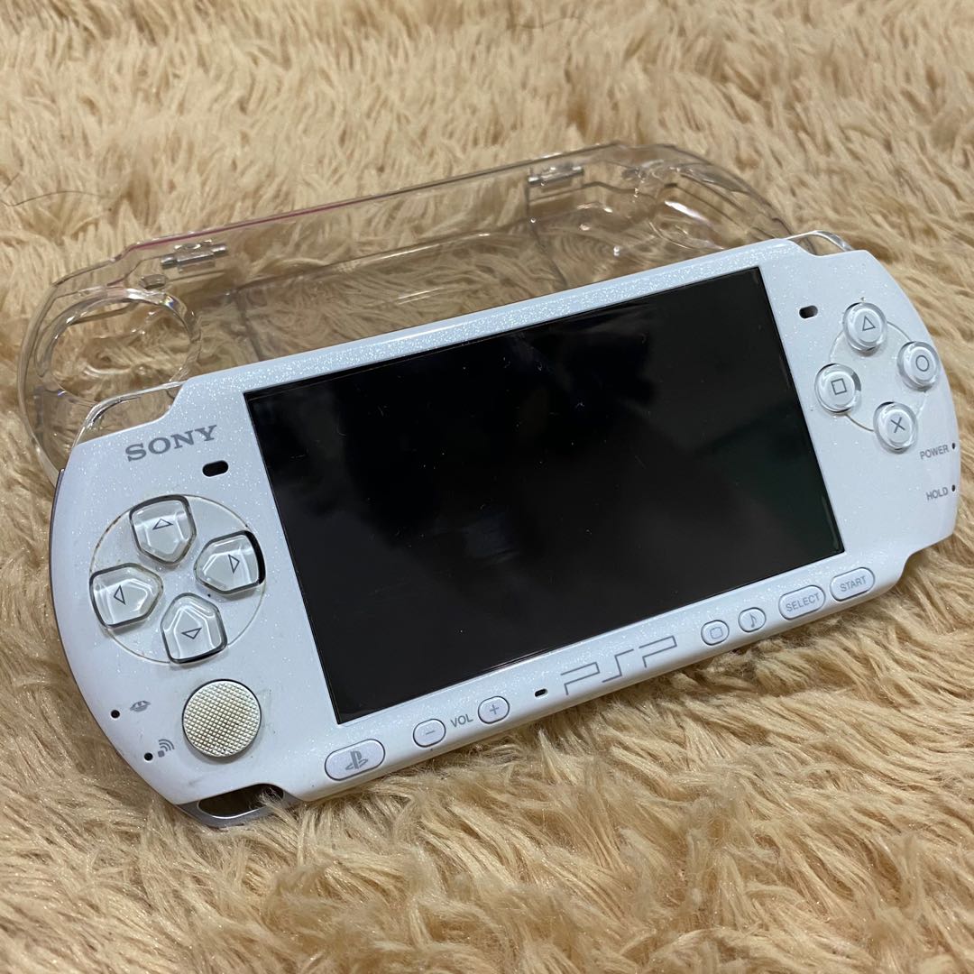 Sony PSP 3006 Pearl White Video Gaming Video Game Consoles