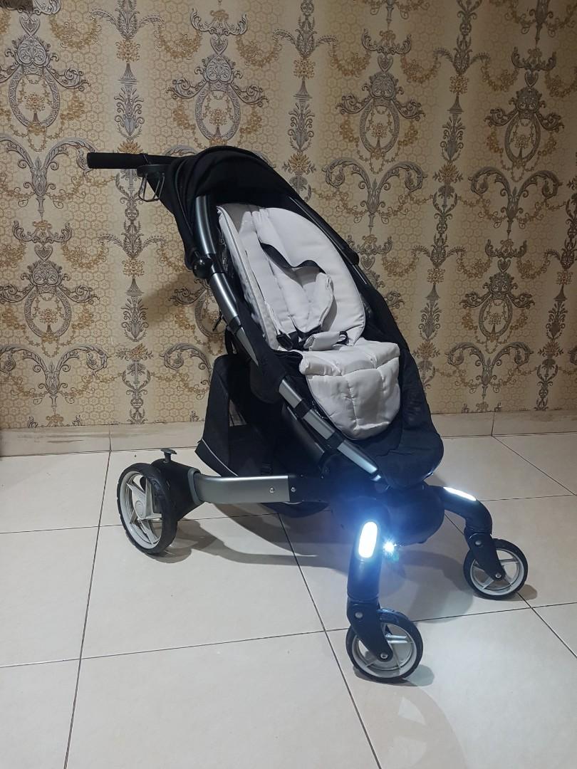 Stroller 4moms Origami Automatic Babyzen Yoyo Cybex Bugaboo Joie Mothercare Nuna Quinny Stokke Doona Mamas Papas Bayi Anak Kereta Kursi Goyang Gendongan Bayi Di Carousell
