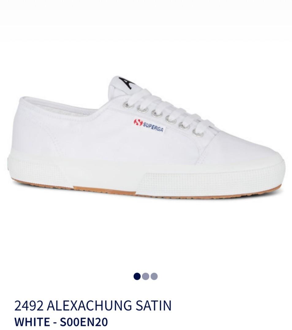 superga 2492 beige Cinosural International School