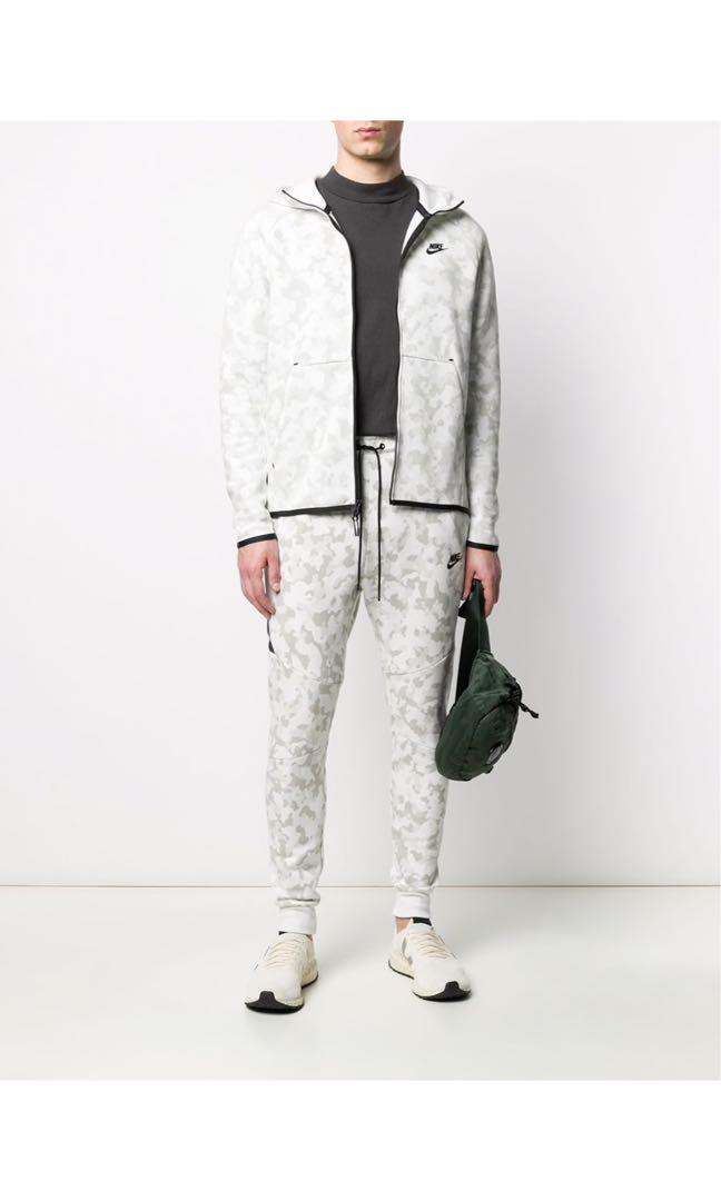 tech fleece camouflage joggers