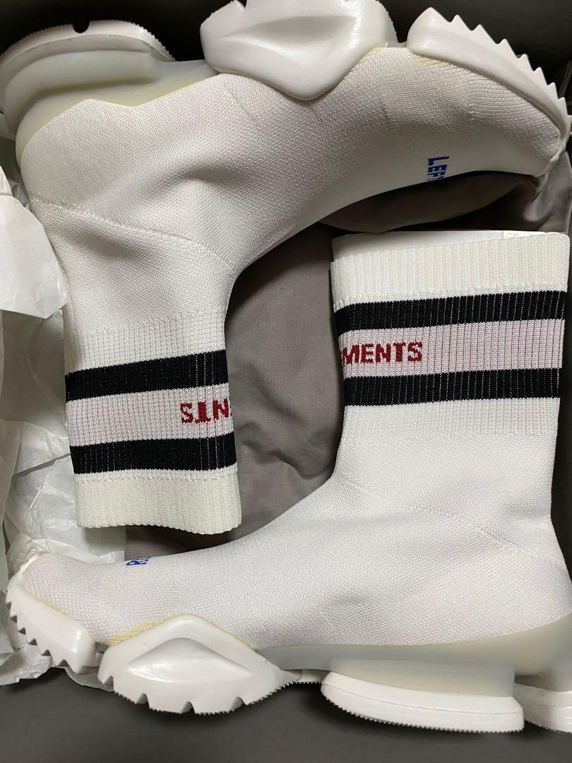 VETEMENTS SOCK SNEAKERS