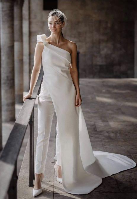 The Wedding Dress Trends for Spring 2021 May Surprise You - Fashionista