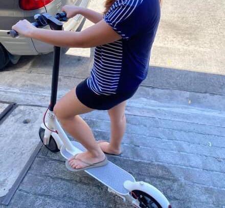 XIAOMI M365 electric Scooter (WHITE) (Category: Skates, Rollerblades & Scooters) located in Makati City. Submitted by pixelsandpoems (Listing ID 1040792755, Image 2). Description: For sale: xiaomi 365m scooter 🛴 Bought last June 2020 (see receipt) used lightly for market runs and food delivery. Orig price: 22,900 Selling price: 19,500 Good as new! Perfect for nearby commute. Location: Makati City Payment method: BPI RFS: Permanent work from home