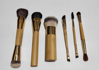 (Category: ) located in . Submitted by blissful_boutique (Listing ID 1041099520, Image 1). Description: .