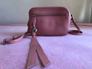 （分類：）位於 。 由 gloc1101 提交（商品編號 1040972178，圖片 1）。簡介： 。