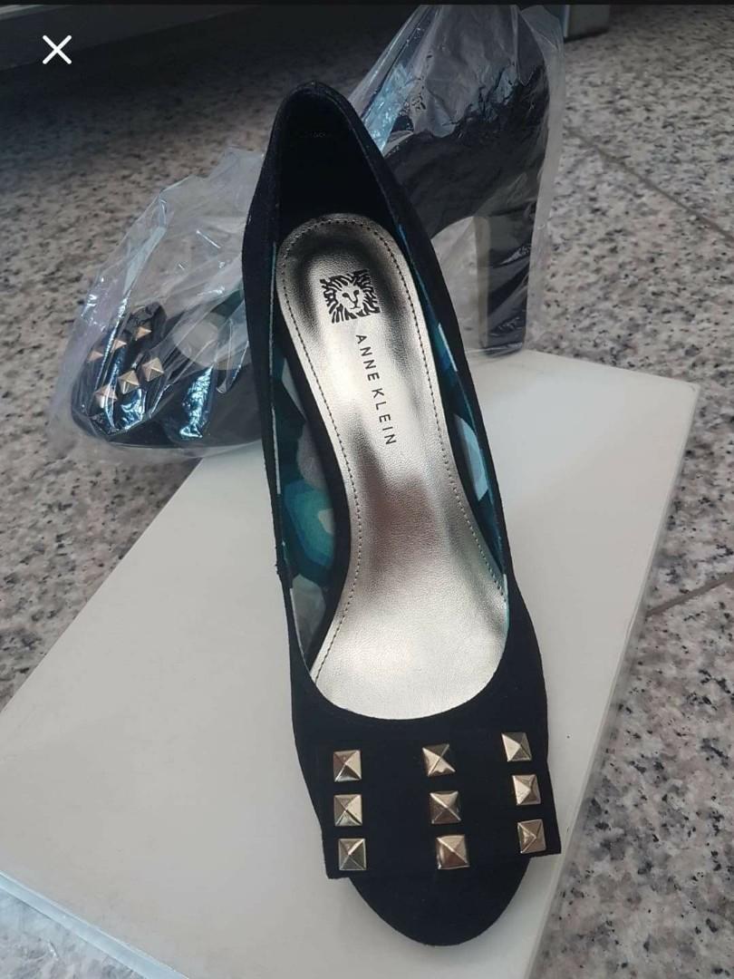 Klein pumps Clearance