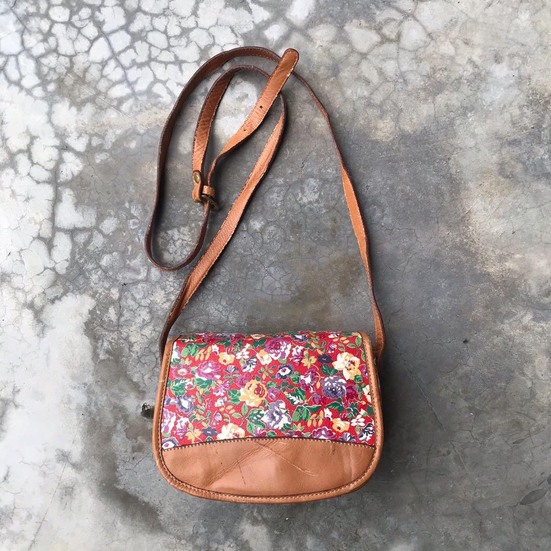 AUTHENTIC KENZO PARIS FLORAL SLING BAG