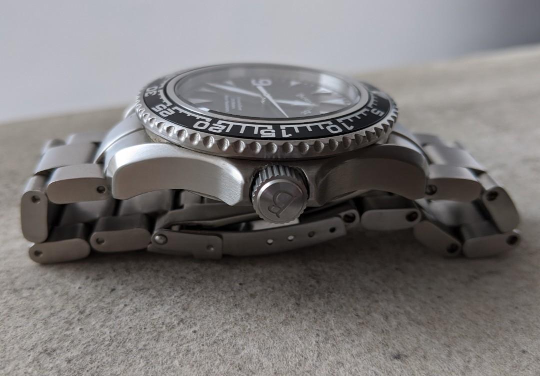 Bernhardt Binnacle Diver Black Dial Mobile Phones Gadgets