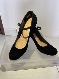 clarks mary jane heels