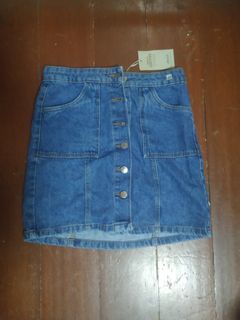 (Category: ) located in . Submitted by sunnieside (Listing ID 1041156553, Image 1). Description: .