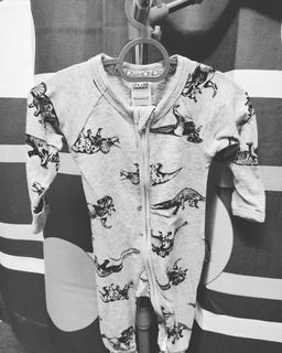(Category: ) located in . Submitted by kazokustore (Listing ID 1040932047, Image 1). Description: .