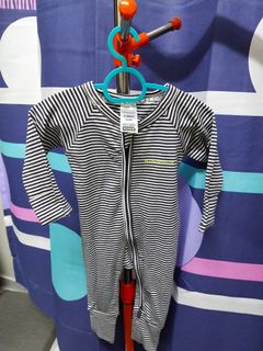 (Category: ) located in . Submitted by kazokustore (Listing ID 1040932682, Image 1). Description: .