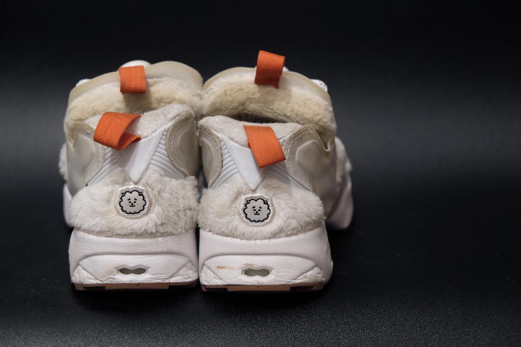 BT21 Reebok Pump RJ size 36 bought in Seoul for around 4 million rupiah Fesyen Wanita Sepatu di Carousell