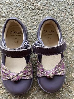 (Category: ) located in . Submitted by preloved4love1 (Listing ID 1040996324, Image 1). Description: .