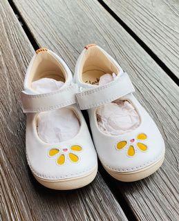 clarks baby shoes singapore