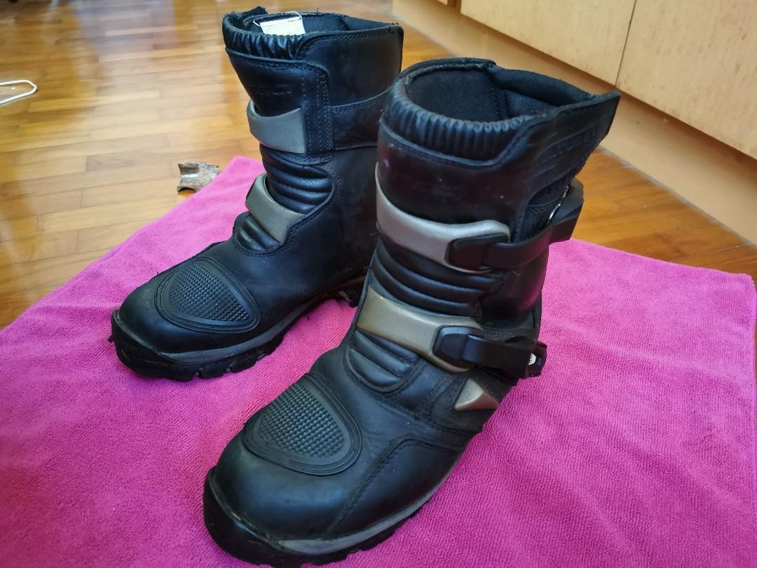 Adventure motorcycle boots outlet for sale