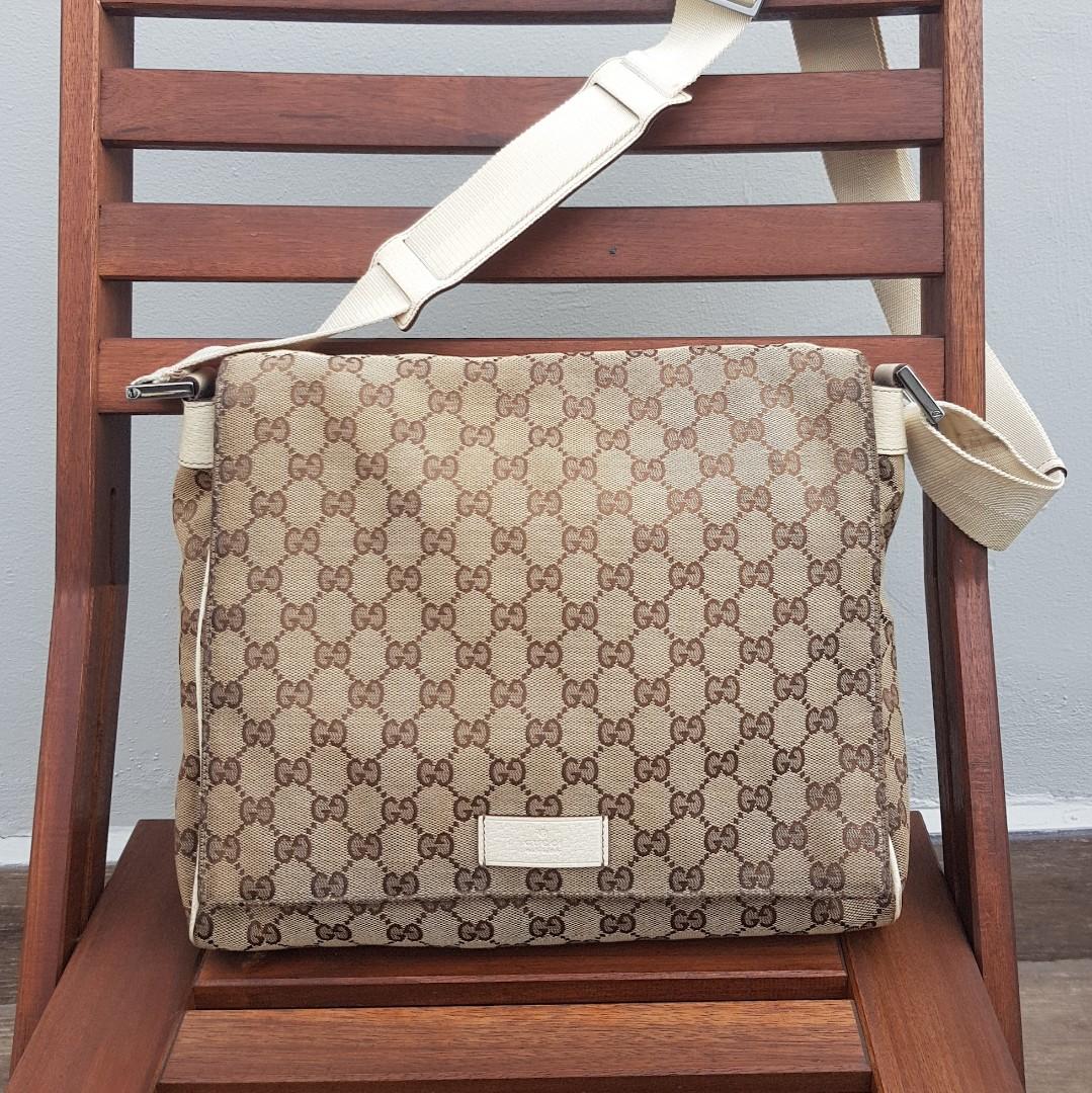 gucci monogram messenger bag