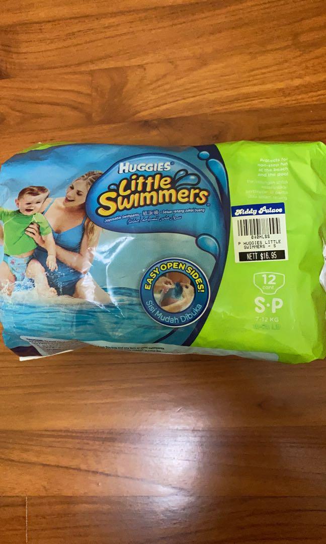Huggies Swim Diapers Size S, Babies & Kids, Bathing & Changing, Diapers