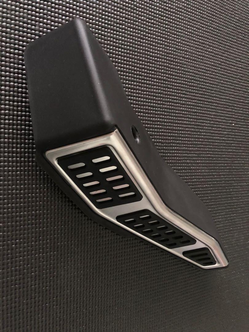 Left Foot Rest Pedal Kick Panel Stainless SteelF or RHD VW/Golf MK 7