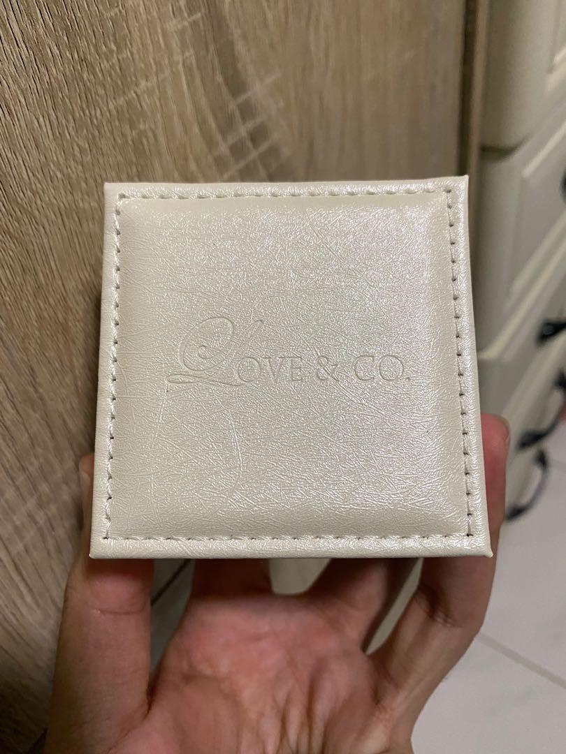 love and co ring box